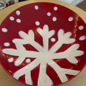 Holiday plate in Red Snowflake 11.5”